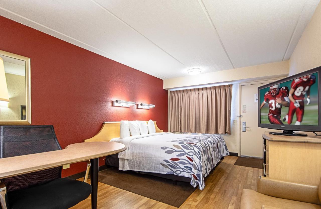Red Roof Inn Charleston West - Hurricane, Wv Teays Valley Esterno foto