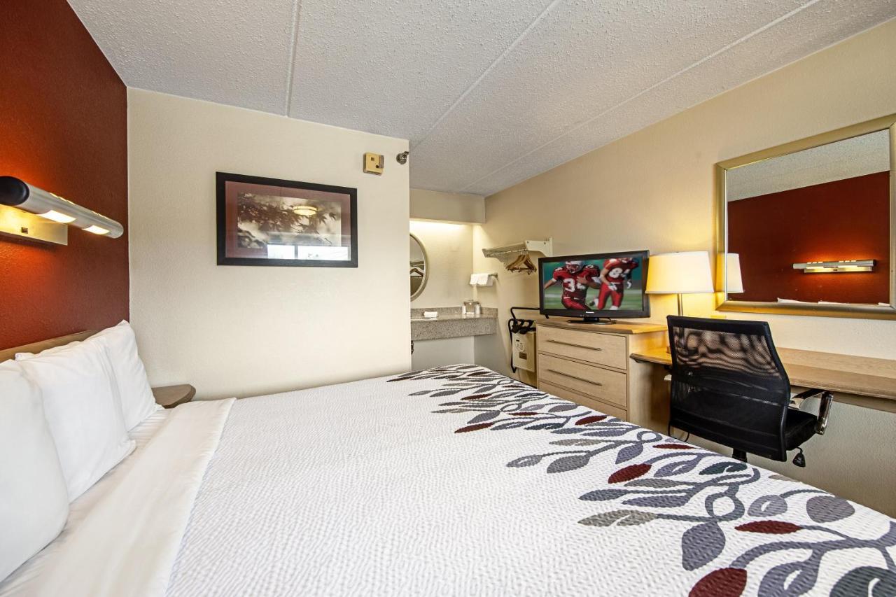 Red Roof Inn Charleston West - Hurricane, Wv Teays Valley Esterno foto