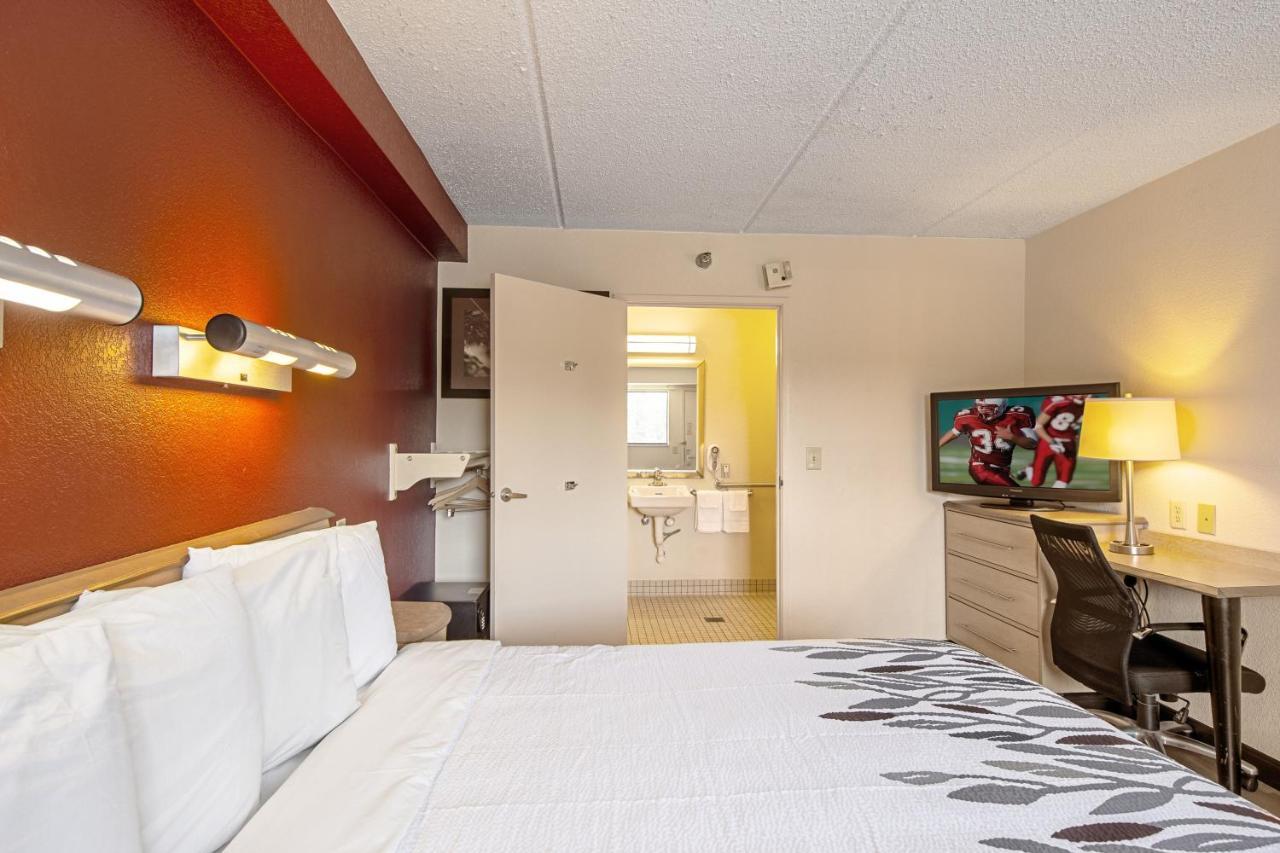 Red Roof Inn Charleston West - Hurricane, Wv Teays Valley Esterno foto